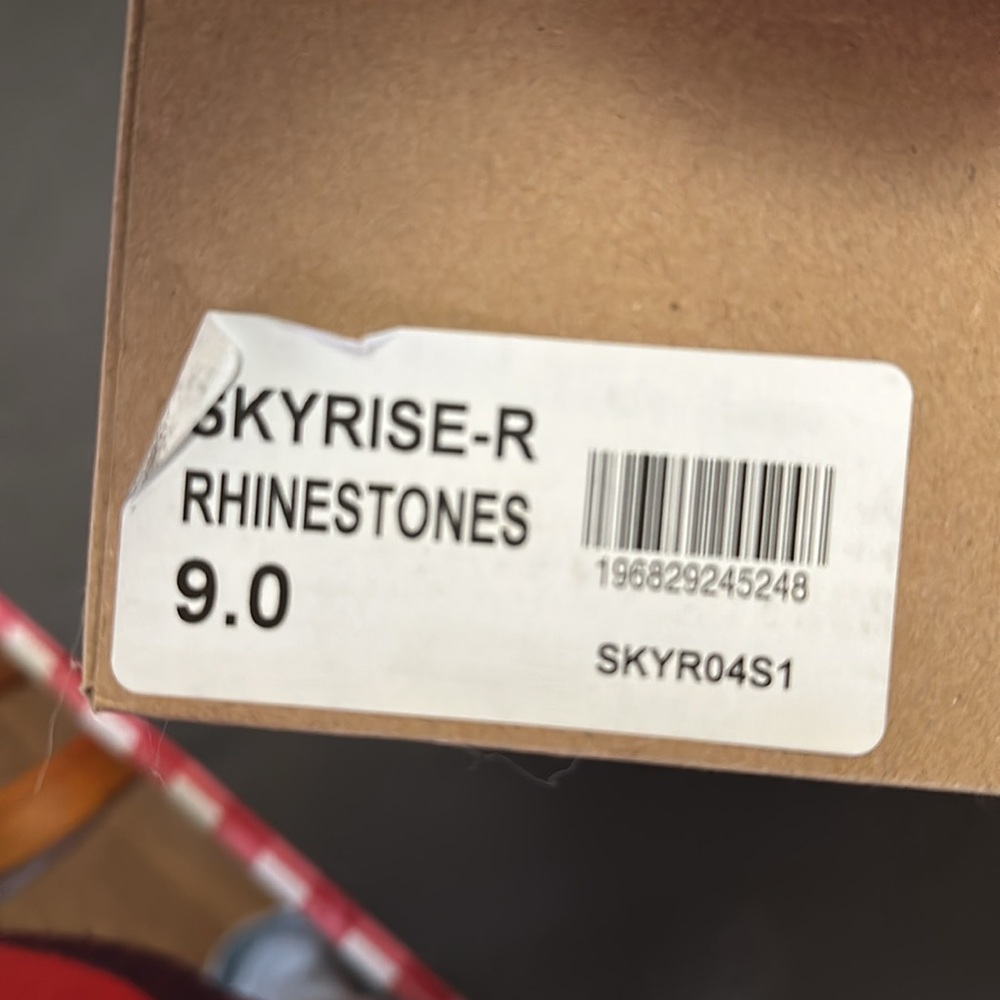 NWT- Steve Madden Skyrise-R Rhinestone platform Heels - Picture 8 of 10